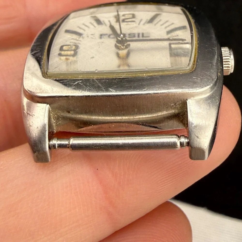 Vintage Fossil Watch Silver Tone No Band Untested